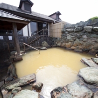 日本の端っこ・福江島（ふくえじま）、島の暮らしに溶け込んだ温泉を楽しむ！【湯めぐり島旅】