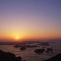 【島のちょっとイイ景色】水平線に沈む夕陽