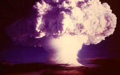 水素爆弾について。水爆と原爆の違いは？