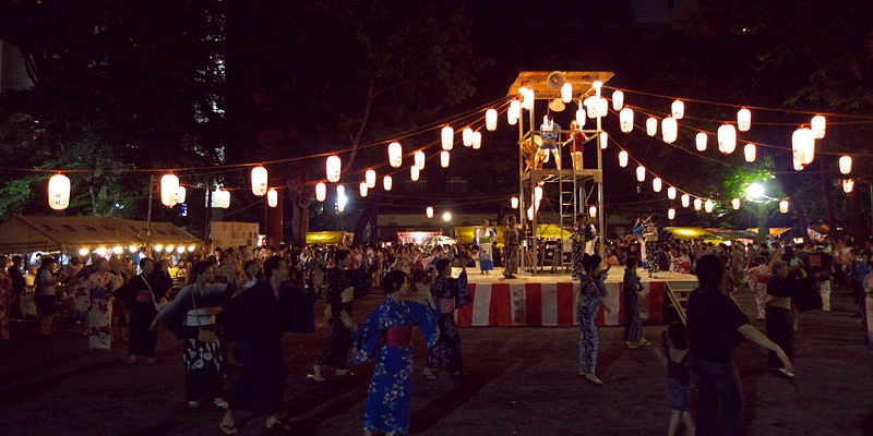 日本の夏。伝統芸能・盆踊り