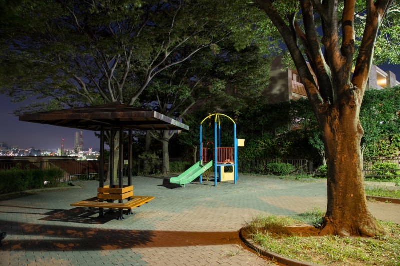 池袋公園は街灯も明るく安心して撮影に集中できます！