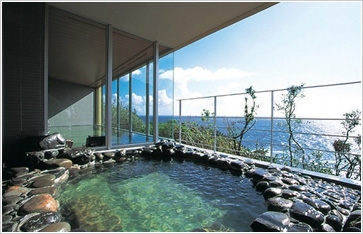 屋久島温泉の露天風呂