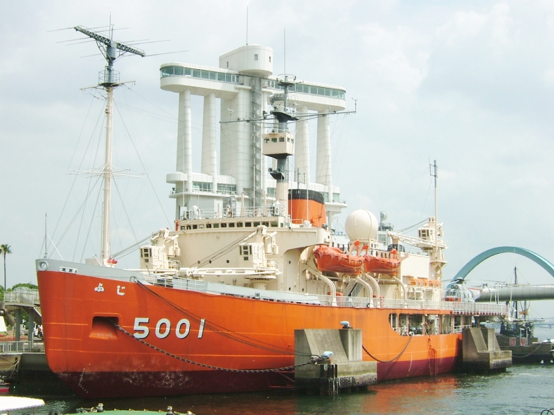 南極観測船ふじ。1965年～1983年まで活躍した日本の砕氷艦。引退後は名古屋港のガーデンふ頭で永続的に係留されており、一般公開されている。by Gnsinさん