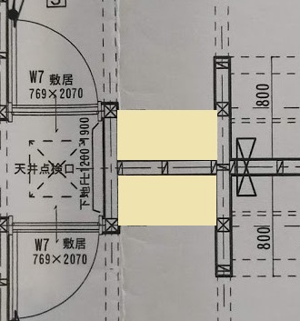 図面です。同じく肌色の位置に可動棚を設置します。