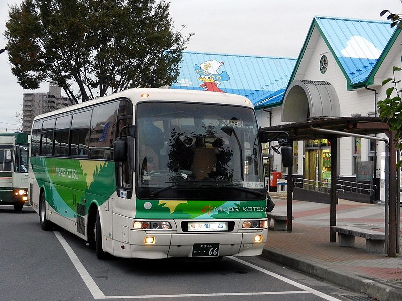 仙台駅と石巻駅を結ぶ高速バス（石巻駅前、宮城交通）