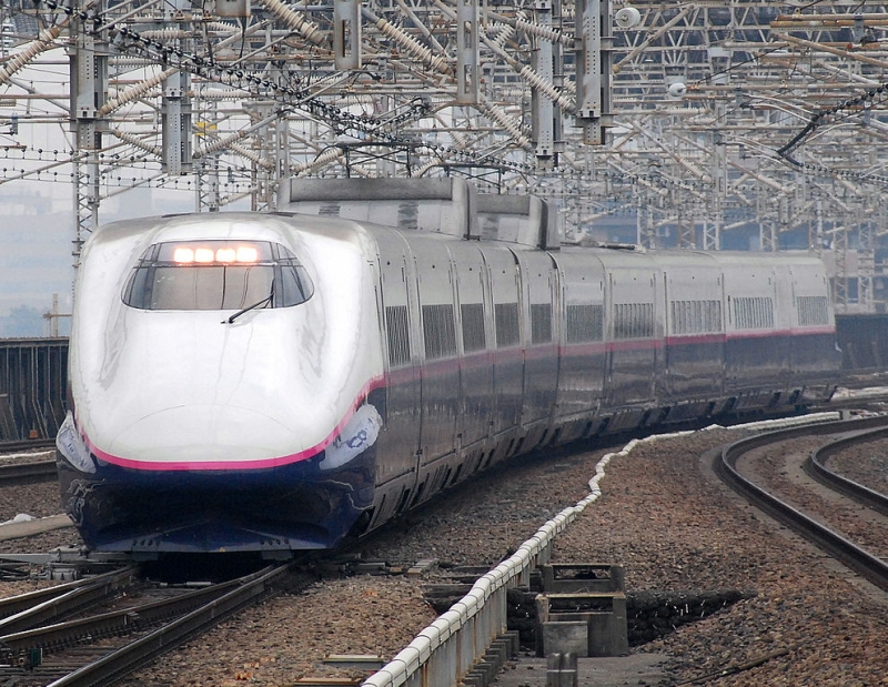 新幹線E2系