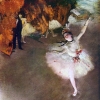『踊りの花形（エトワール、あるいは舞台の踊り子とも呼ばれる）』(1878年頃) オルセー美術館